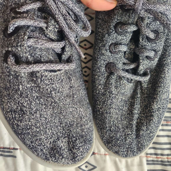 Allbirds Merino Wool Gray Runner Sneakers - Picture 3 of 12